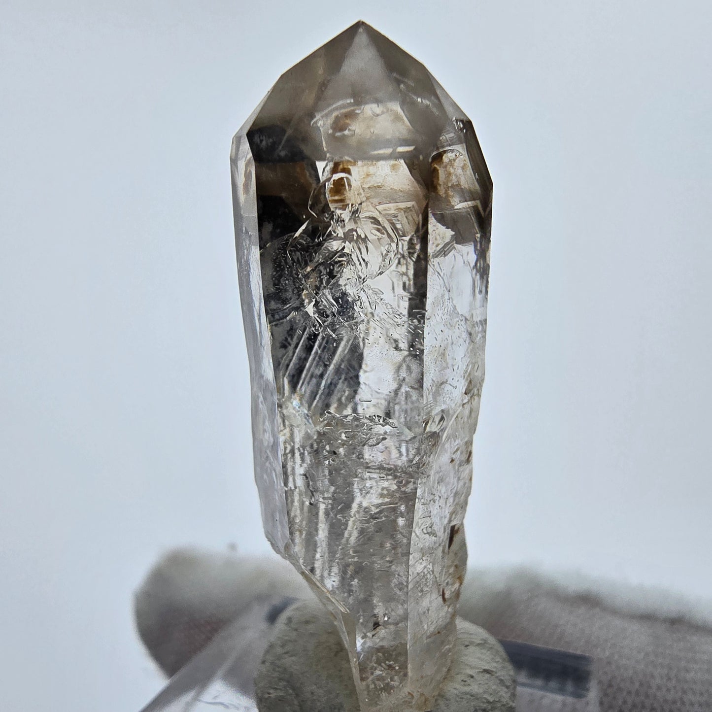 Enhydro Phantom Smoky Quartz Sceptre Tip 1x Bubble Goboboseb, Namibie 42*15*11mm 