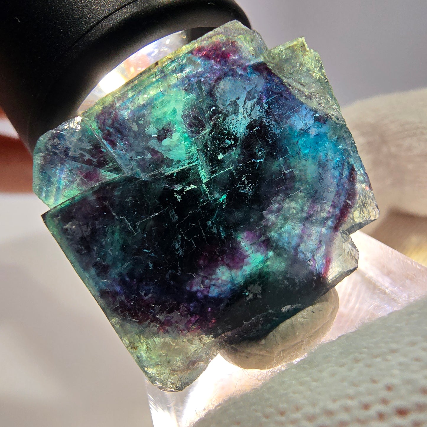 Spécimen de cube de fluorite fantôme, zonal – Nouvelle découverte ! Okorusu, Namibie, 33 x 31 x 21 mm 
