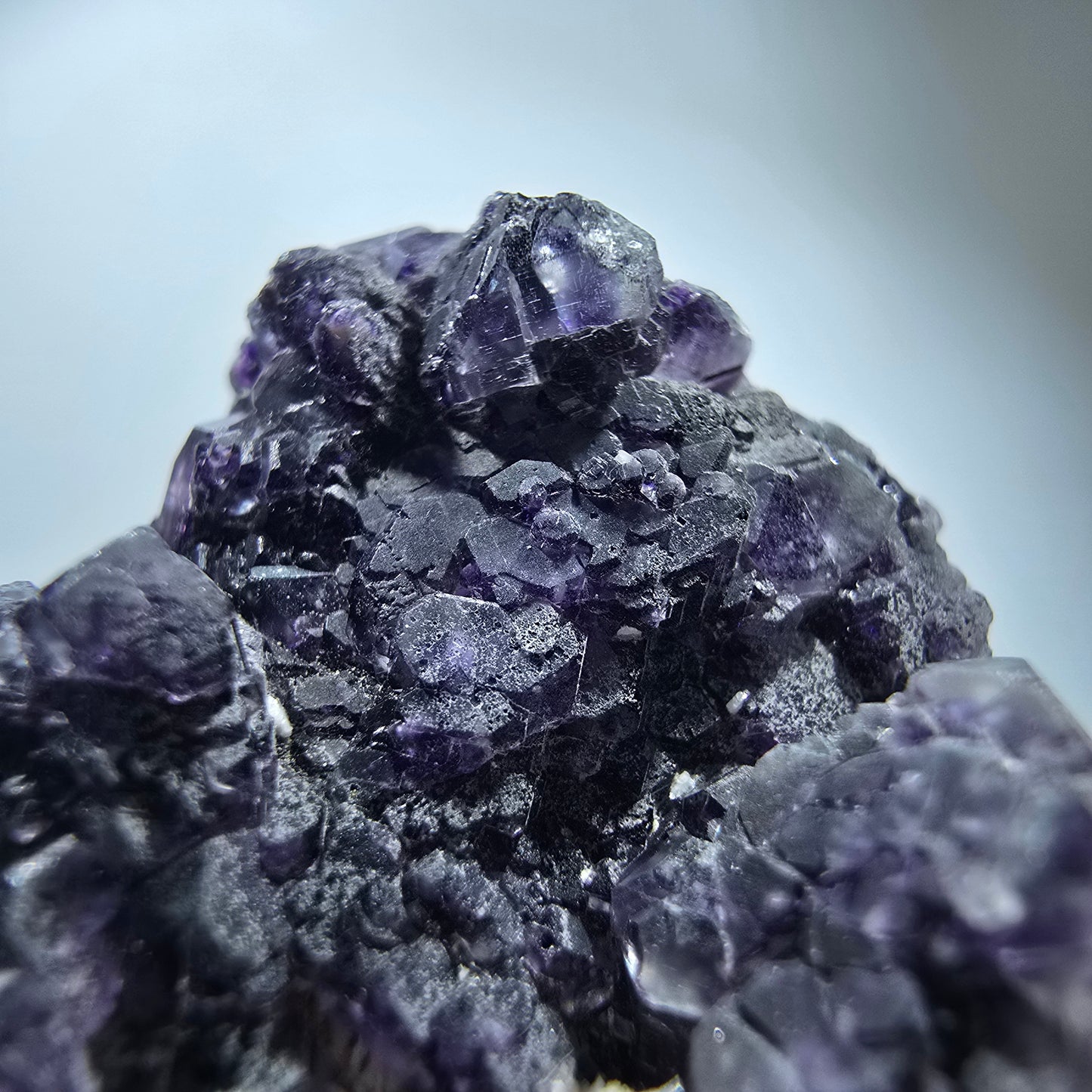 Phantom fluorite, hyalite, muscovite, orthoclase stage Erongo, Namibia 40*38*26mm 