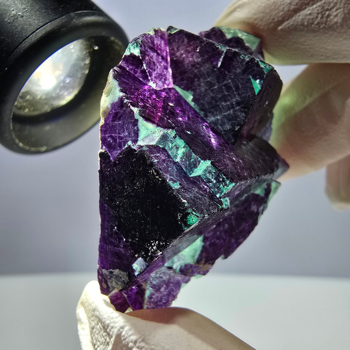 Spécimen de cube de fluorite fantôme vert violet zonal 11:11 Angel Pocket, Namibie 54*34*18mm 