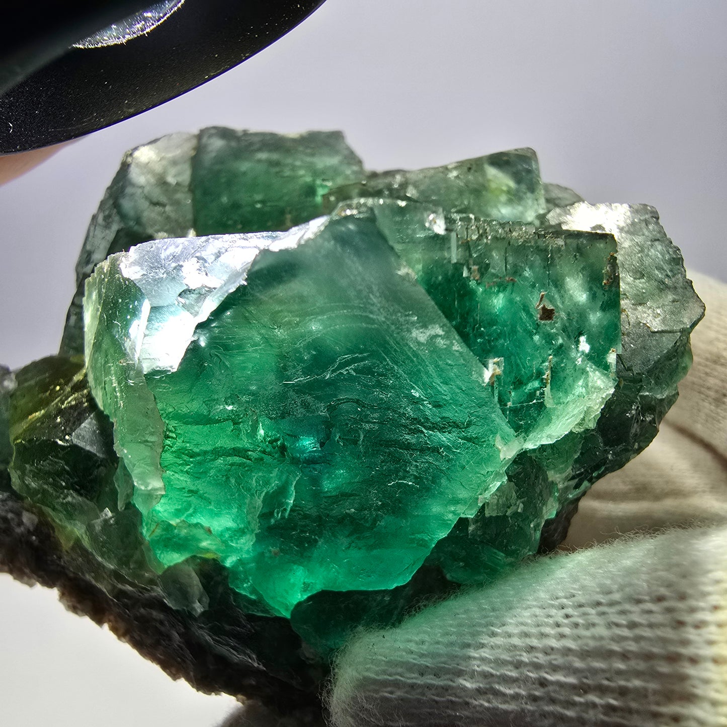 Grand spécimen de cube de fluorite fantôme, vert parqueté Okorusu, Namibie 80*72*49mm 
