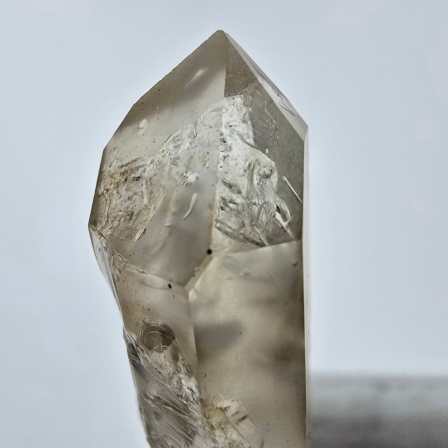 Enhydro Phantom Smoky Quartz Sceptre Tip 1x Bubble Goboboseb, Namibie 48*16*13mm 
