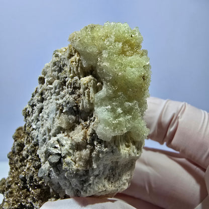 Opale hyalite rare, spécimen d'orthose Erongo, Namibie 64*43*33mm 