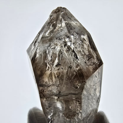 Sceptre fantôme squelette en quartz fumé DT, poche Saint-Valentin en calcite UV, Namibie 89 x 47 x 32 mm 