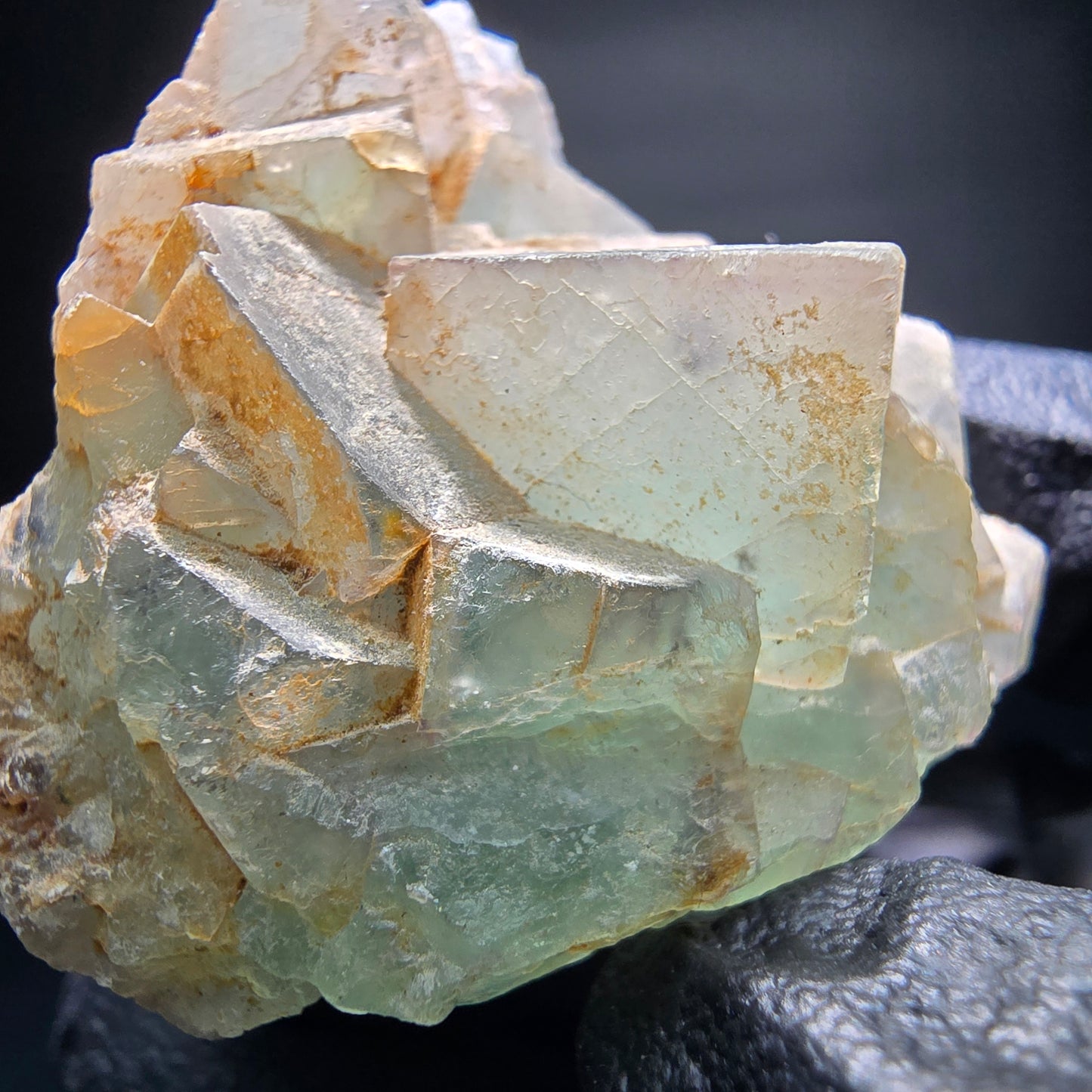 Magnifique cube de fluorite vert Omehane, collection minérale 41x33x34mm, namibie