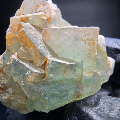 Magnifique cube de fluorite vert Omehane, collection minérale 41x33x34mm, namibie