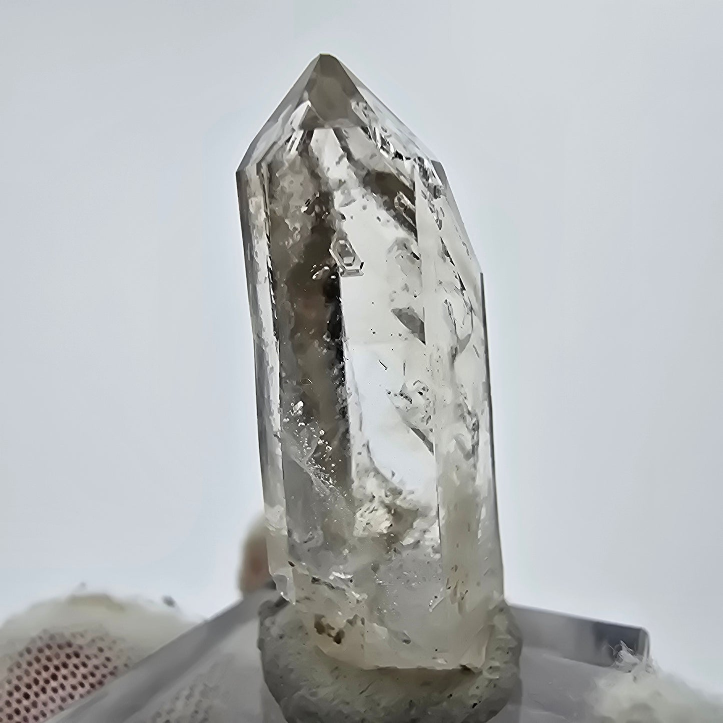 Enhydro Phantom Rauchquarz Spitze 1x Blase Goboboseb, Namibia 36*14*8mm Sammlung