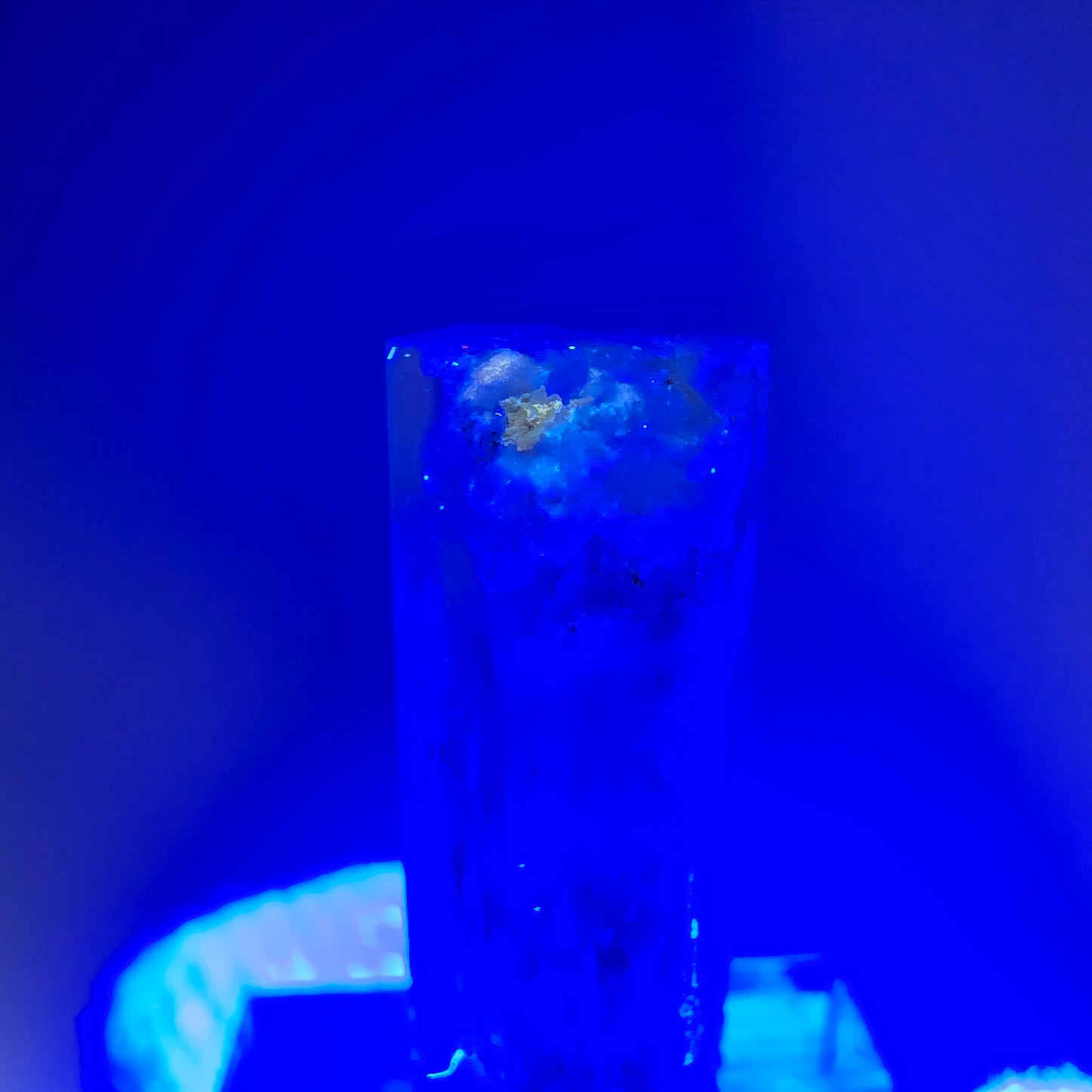 Seltener Aquamarin X Kristall, blau Erongo, Namibia 32*12*10mm