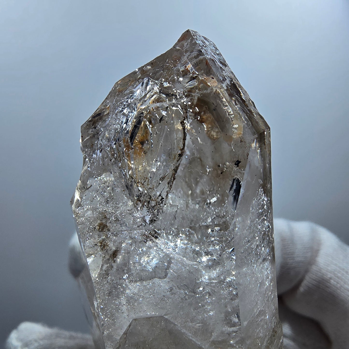 Sceptre DT Enhydro Squelette Quartz Fumé 1x Gobobos de Poche Bulle Valentine. Namibie 88 x 51 x 27 mm 