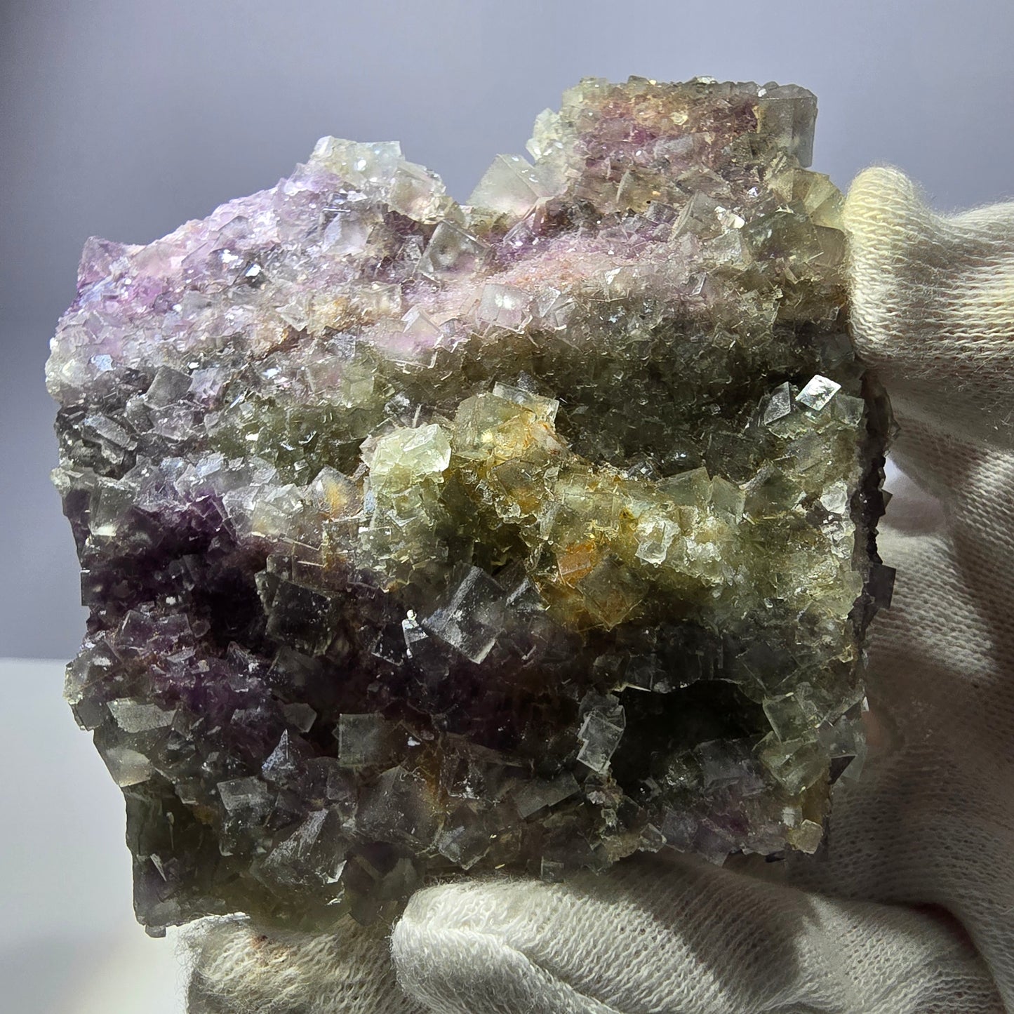 Grand spécimen de cube de fluorite fantôme, double face, vert violet Okorusu Namibie 84*80*27mm 