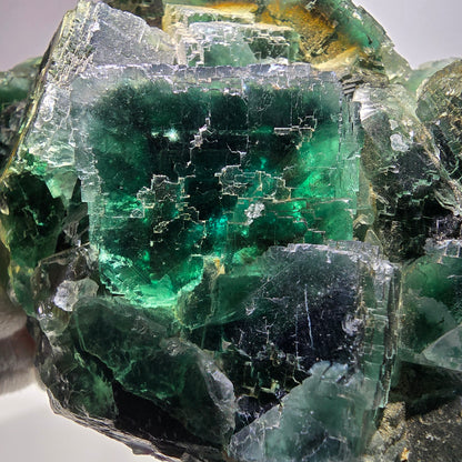 Spécimen de cube de fluorite fantôme XXL, parqueté vert Okorusu, Namibie 150*127*73mm 