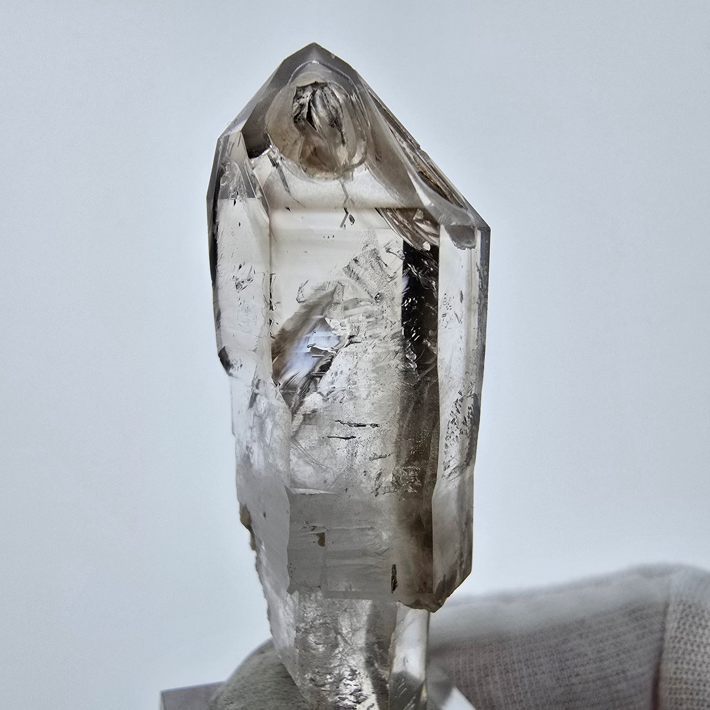 Enhydro Phantom Smoky Quartz Sceptre Tip 1x Bubble Goboboseb, Namibie 57*21*18mm 