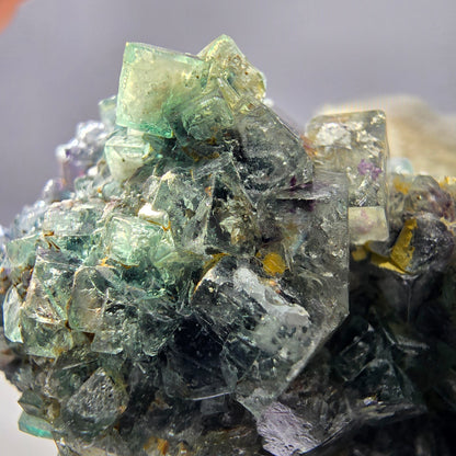 Cube de fluorite fantôme zonal, spécimen d'orthose, Erongo, Namibie, 61 x 50 x 32 mm 