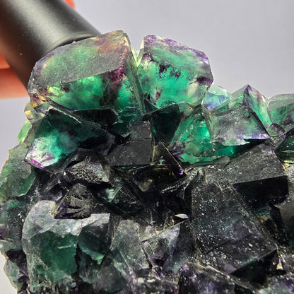 Grand spécimen de cube de fluorite fantôme, vert violet Okorusu Namibie 99*74*32mm 