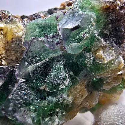 Fluorite fantôme Schörl, tourmaline, calcite, muscovite, stade Erongo, Namibie, 62 x 40 x 38 mm 