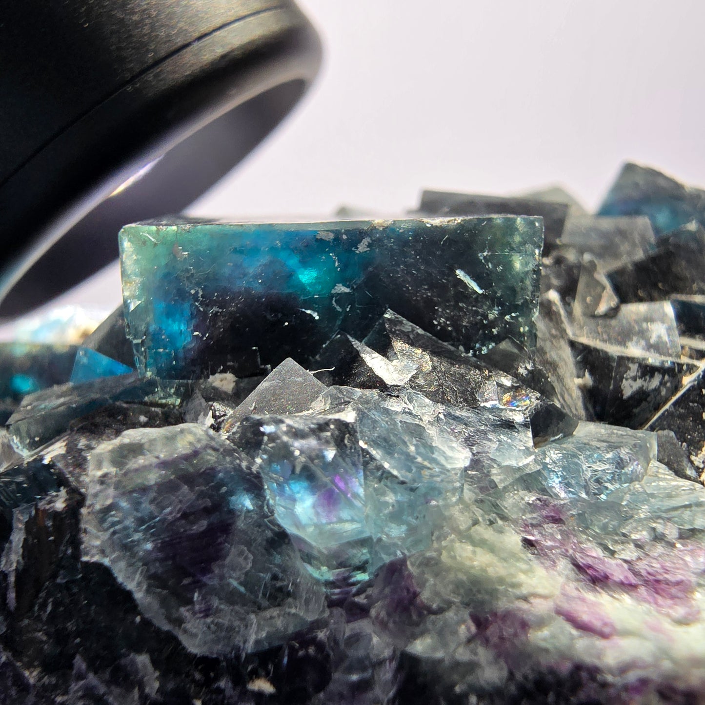 Grand spécimen de cube de fluorite fantôme zonal, nouvelle découverte ! Okorusu, Namibie, 97 x 62 x 36 mm 