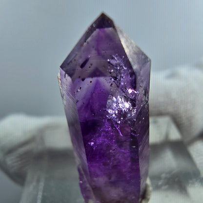 Pointe de sceptre en améthyste fantôme rare, 1x Bubble Goboboseb, Namibie 26 x 10 x 9 mm 
