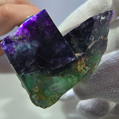 Spécimen de cube de fluorite fantôme transparente, vert-violet zonal, Okorusu, Namibie, 42 x 28 x 24 mm 