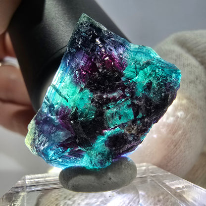 Spécimen de cube de fluorite fantôme, zonal – Nouvelle découverte ! Okorusu, Namibie, 30 x 28 x 14 mm 