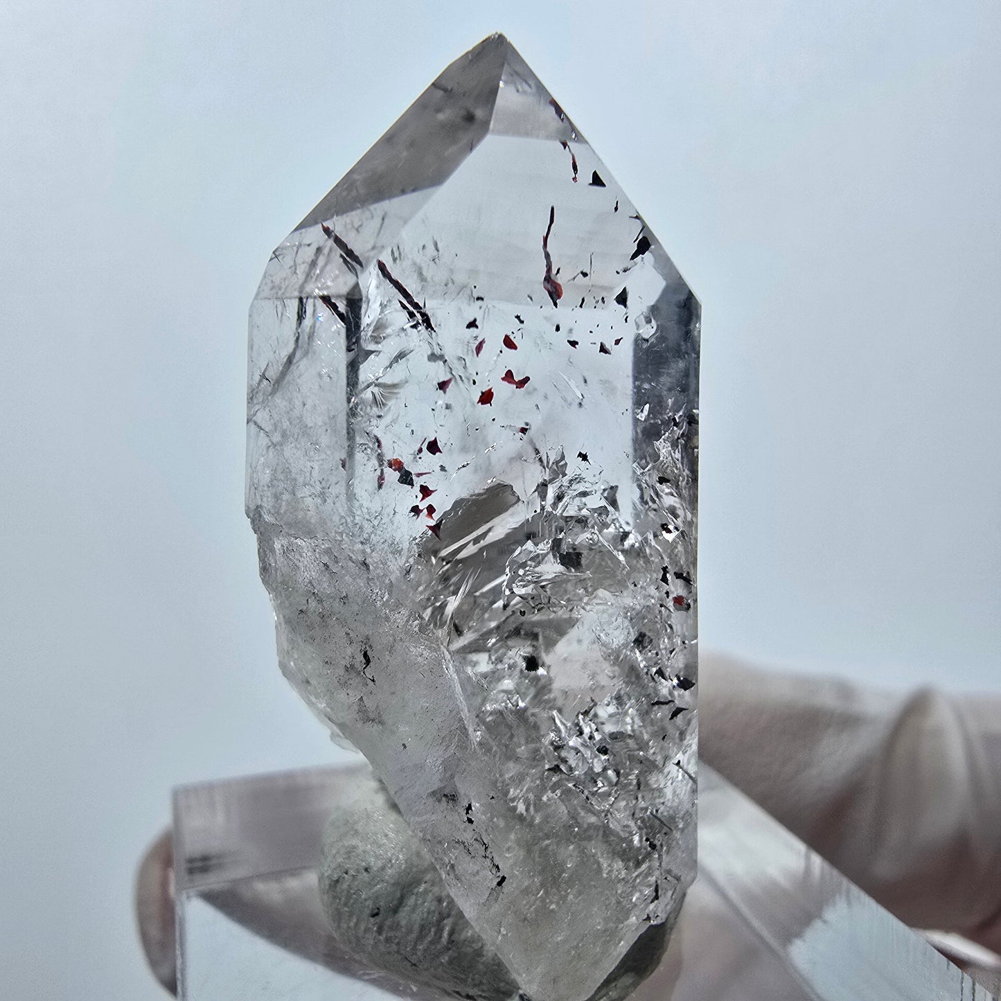 Quartz Harlequin Enhydro, Quartz Hématite Streep Mine, Goboboseb, Namibie 36 x 18 x 13 mm 