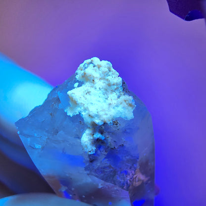 Quartz fumé fantôme Enhydro Harlequin, mine de calcite UV Streep, Namibie, 41 x 16 x 9 mm 