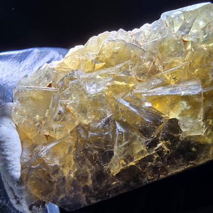 Honey Pocket Phantom Fluorite stage jaune violet Okorusu Namibie 49*27*11mm collection
