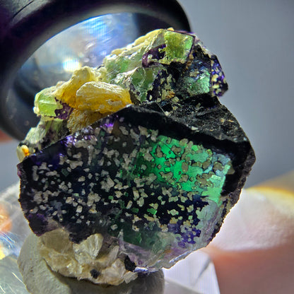Cube de fluorite fantôme, zonal, muscovite, spécimen de tourmaline Schorl, Erongo, Namibie, 28 x 23 x 15 mm 