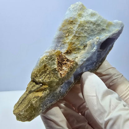 Calcédoine bleue rare, spécimen d'agate dentelle bleue Namibie 103*42*37mm 