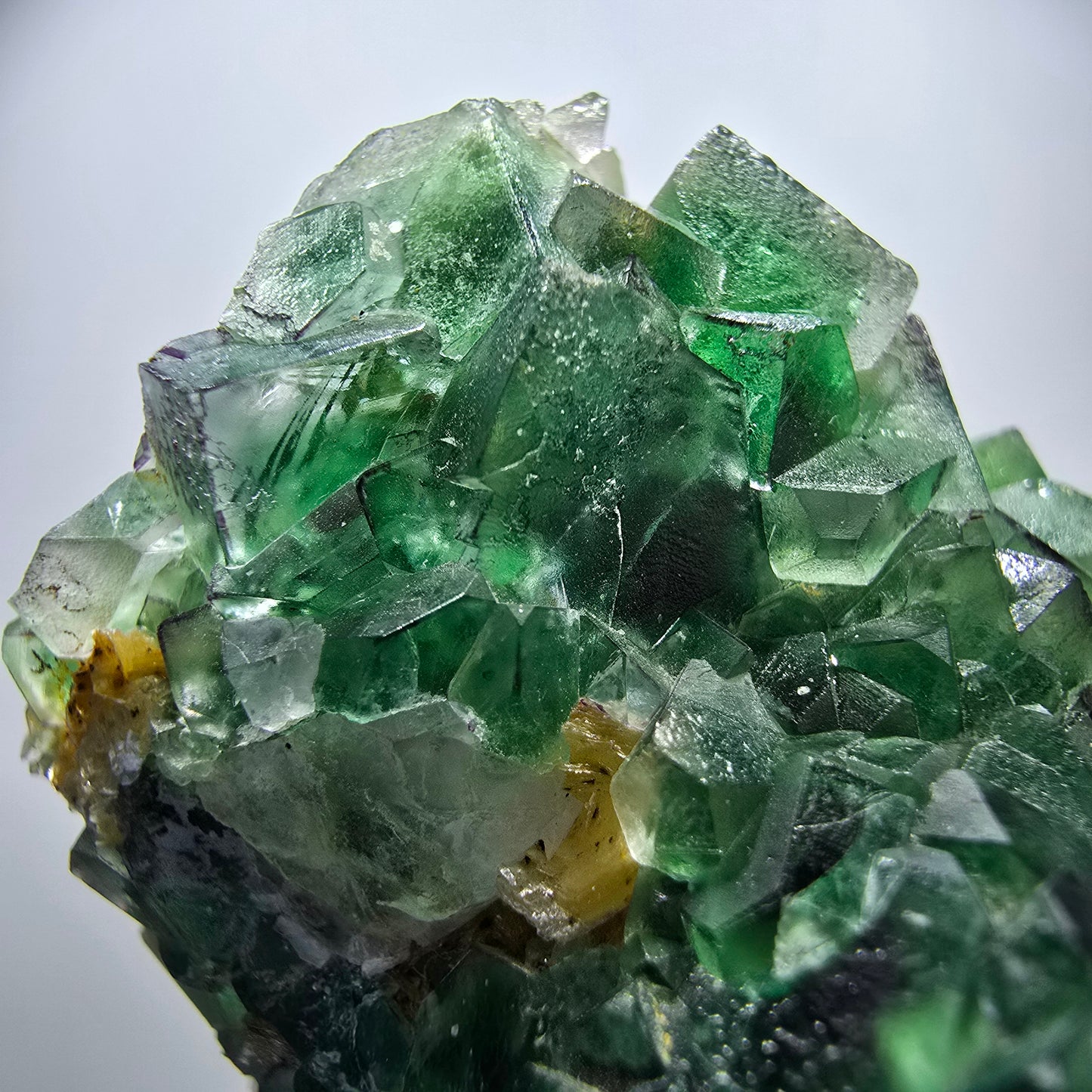 Phantom fluorite zonal, muscovite stage Erongo, Namibia 72*50*40mm 