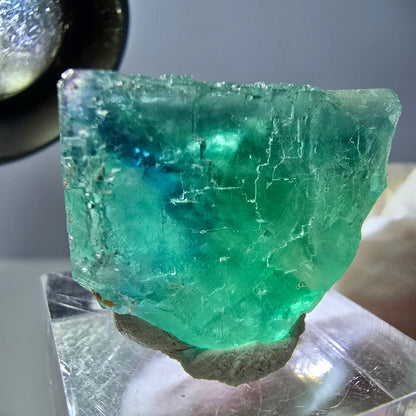 Cube de fluorite fantôme transparente parquetée, vert Okorusu, Namibie 30 x 23 x 21 mm 