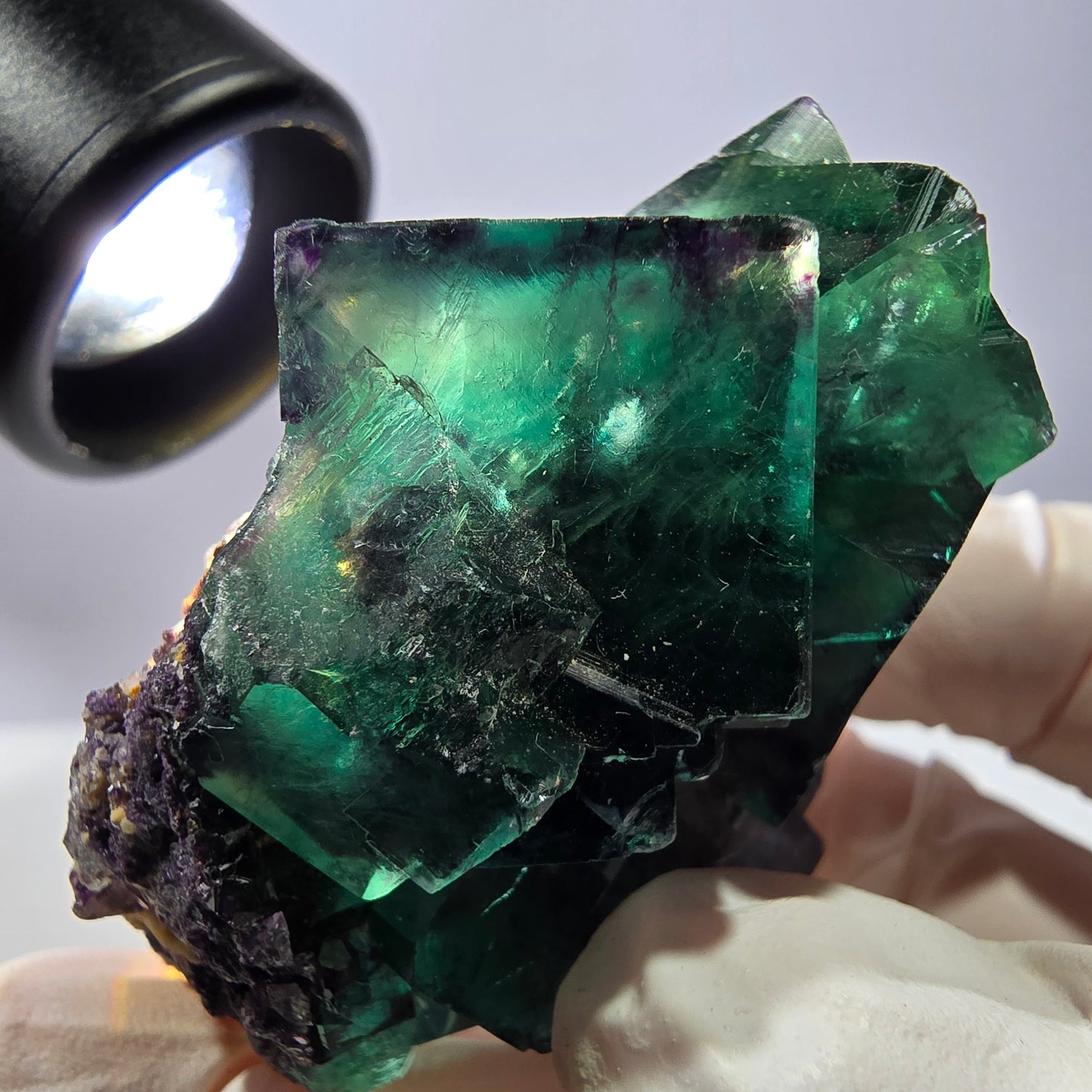 Spécimen de cube de fluorite fantôme, parqueté vert violet Okorusu, Namibie 54*40*27 mm 