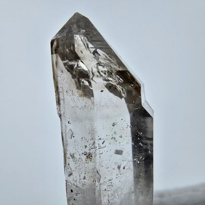 Enhydro Phantom Quartz fumé Sceptre Tip 1x Bubble Goboboseb, Namibie 50*16*16mm 