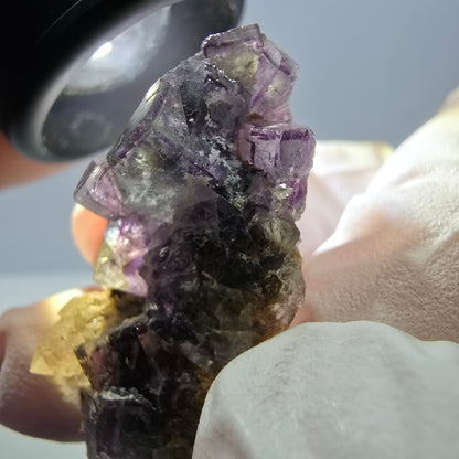 Rare cube de fluorite fantôme, spécimen de quartz vert violet Okorusu Namibie 34 x 21 x 13 mm 