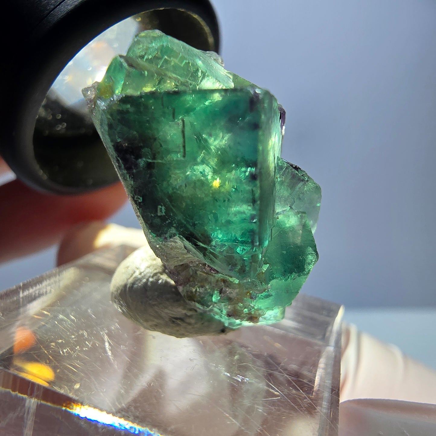 Spécimen de cube de fluorite fantôme, parqueté vert violet Okorusu, Namibie 25*21*14 mm 