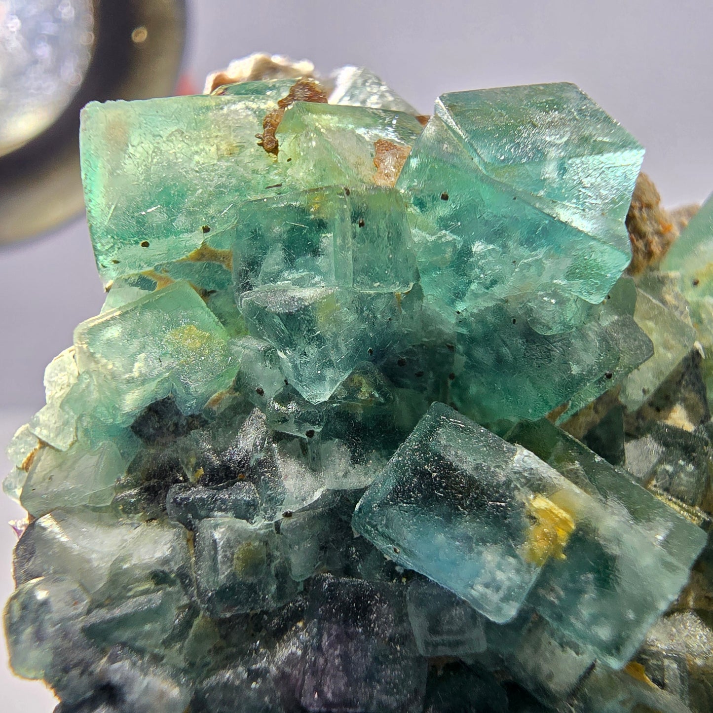 Rares cubes de fluorite fantôme zonaux, spécimen de hyalite Erongo, Namibie 82 x 49 x 26 mm 