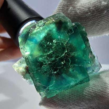 Rare spécimen de cube de fluorite fantôme, parqueté vert Okorusu, Namibie, 41 x 31 x 32 mm 