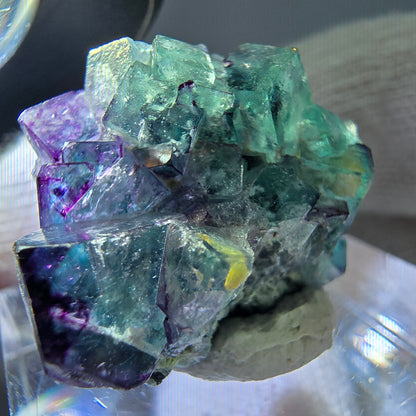 Spécimen de cube de fluorite fantôme zonal, de muscovite et de tourmaline Schorl, Erongo, Namibie, 22 x 19 x 14 mm 