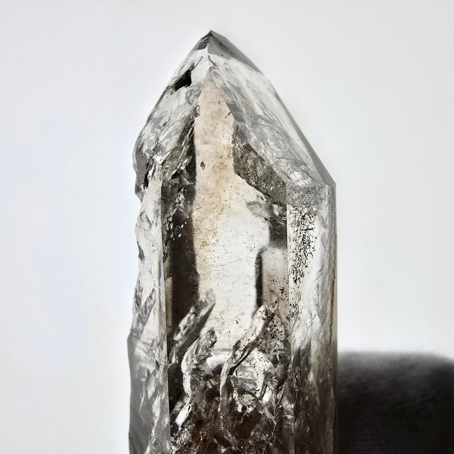Sceptre en quartz fumé squelette Enhydro, 2x Bubble Valentine Pocket Goboboseb Namibie 79*28*22mm 