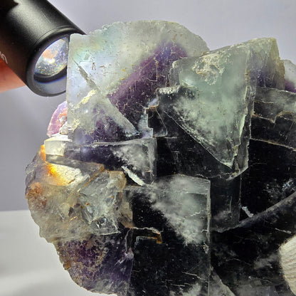 Spécimen de cube de fluorite fantôme XL, parqueté vert violet Okorusu, Namibie 141*130*48 mm 
