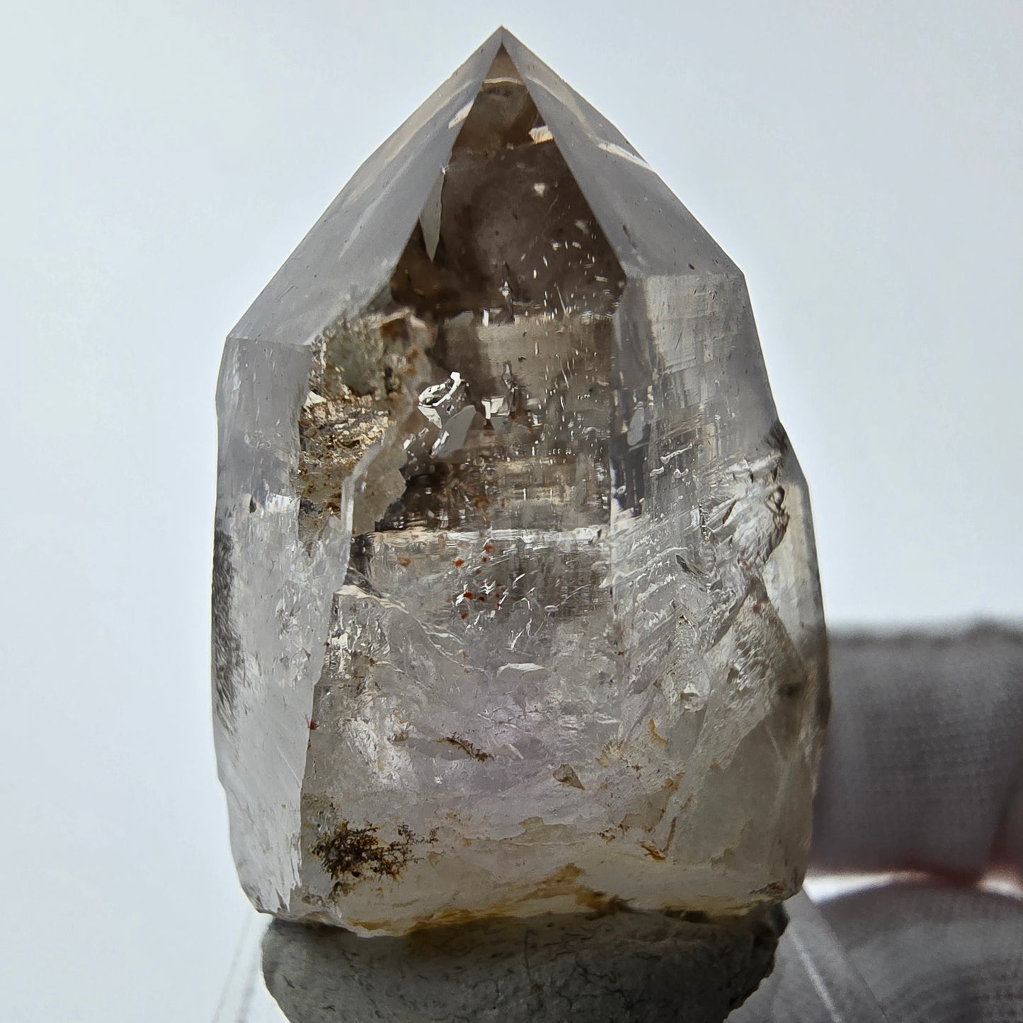 Enhydro Phantom Rauchquarz Zepter Spitze 1x Blase Goboboseb, Namibia 39*29*22mm