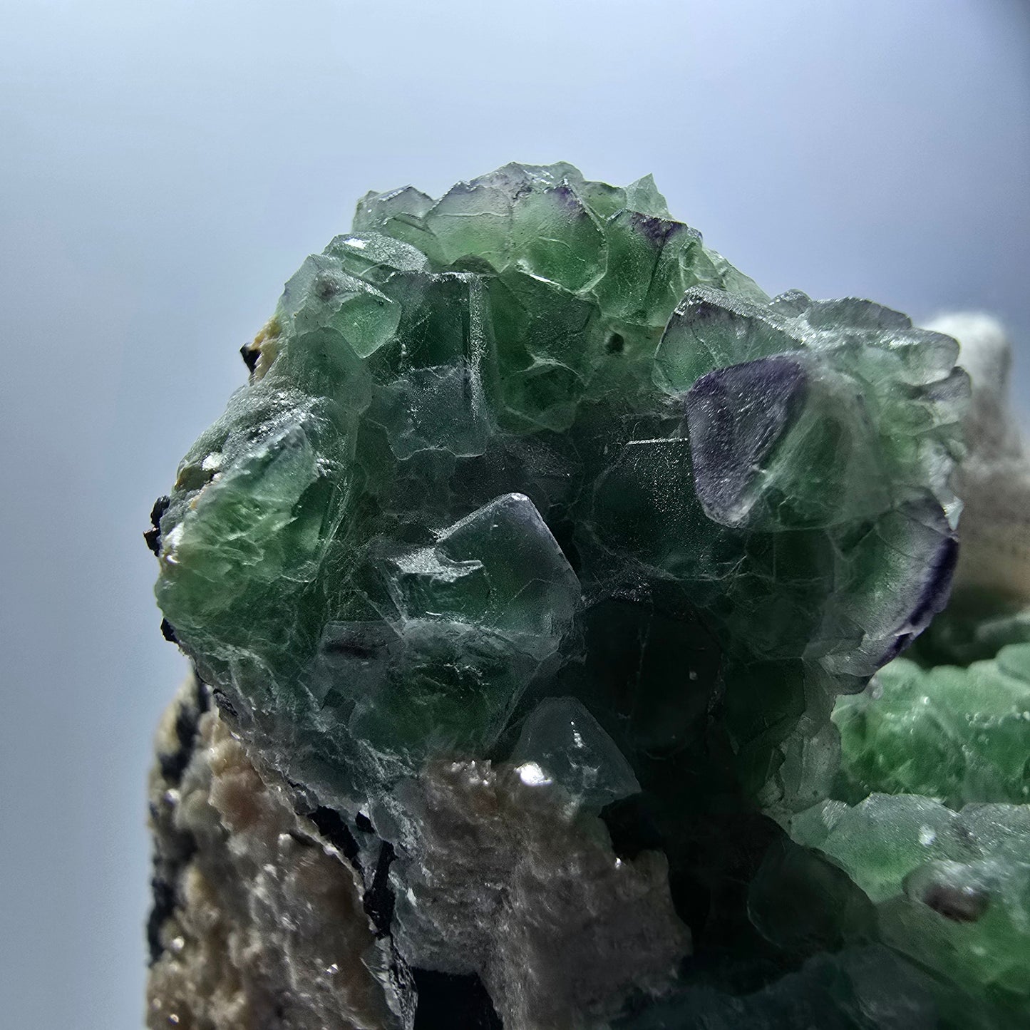 Cube de fluorite fantôme zonal, spécimen de muscovite, Erongo, Namibie, 63 x 50 x 43 mm 