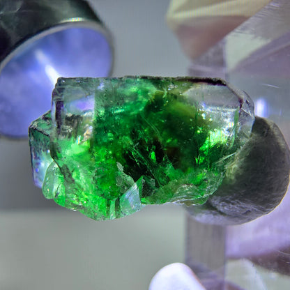Cube de fluorite fantôme, zonal, qualité muscovite Erongo, Namibie 18*12*9mm 