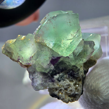 Spécimen de cube de fluorite fantôme zonal, de muscovite et de tourmaline Schorl, Erongo, Namibie, 30 x 22 x 20 mm 
