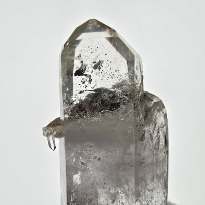 Quartz fumé squelette fantôme lémurien DT, calcite UV Valentine Pocket, Namibie 91 x 26 x 19 mm 