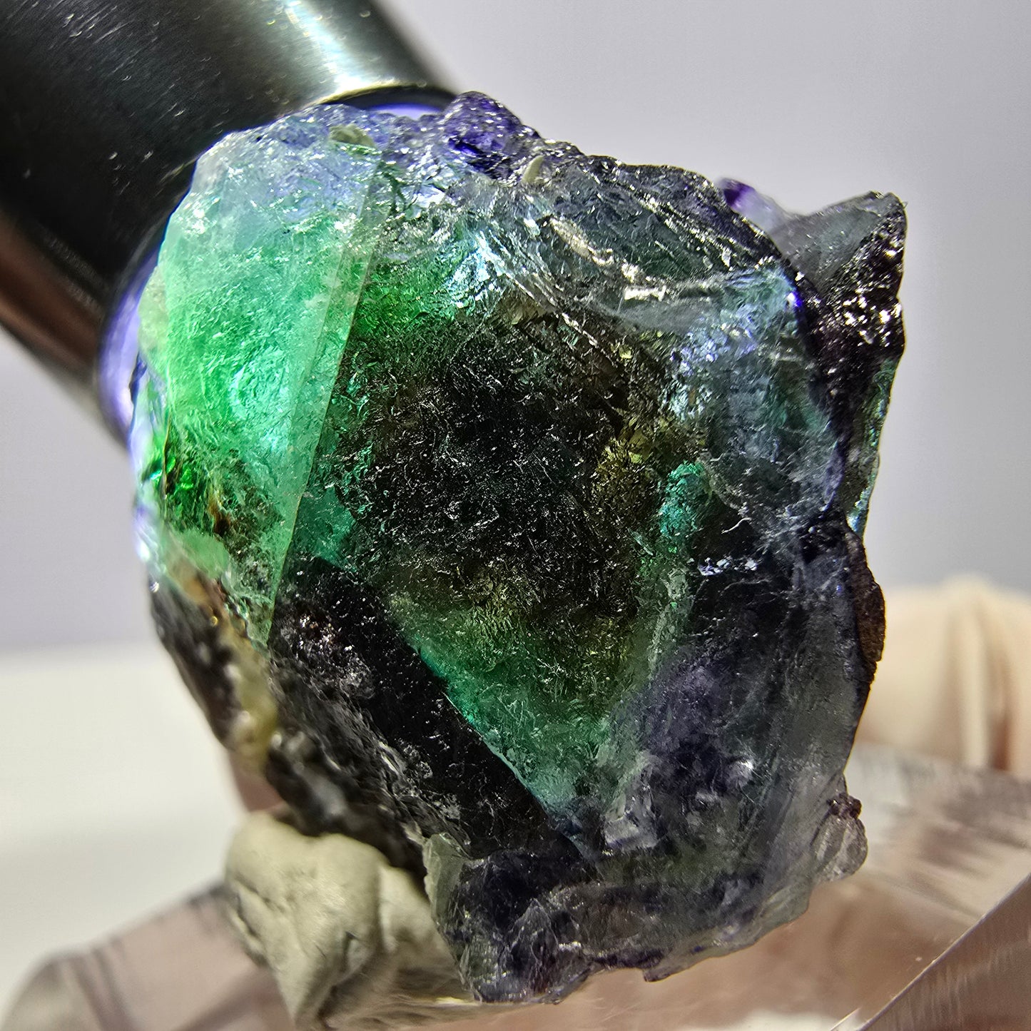 Cube de fluorite fantôme, zonal, spécimen de muscovite, Erongo, Namibie, 33 x 28 x 26 mm 