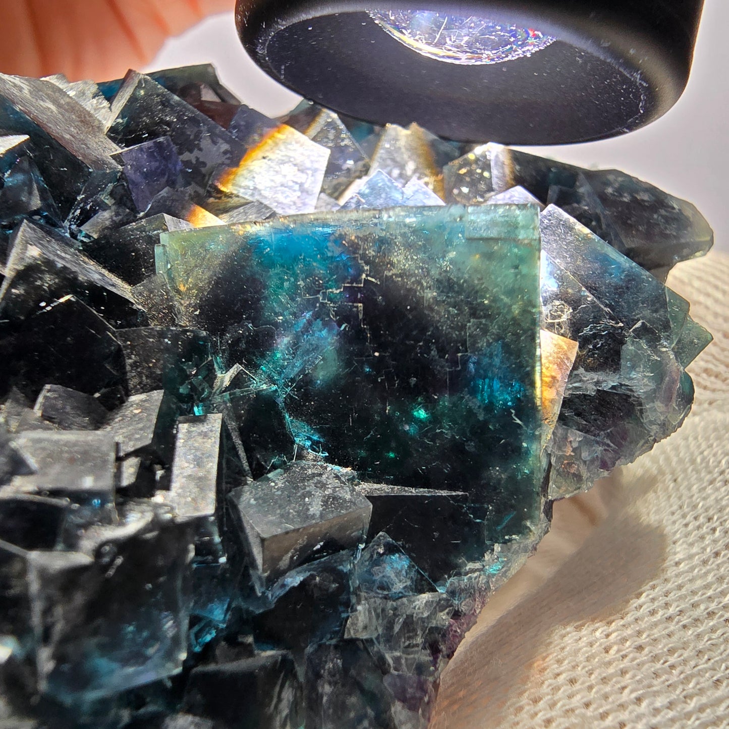 Grand spécimen de cube de fluorite fantôme zonal, nouvelle découverte ! Okorusu, Namibie, 97 x 62 x 36 mm 