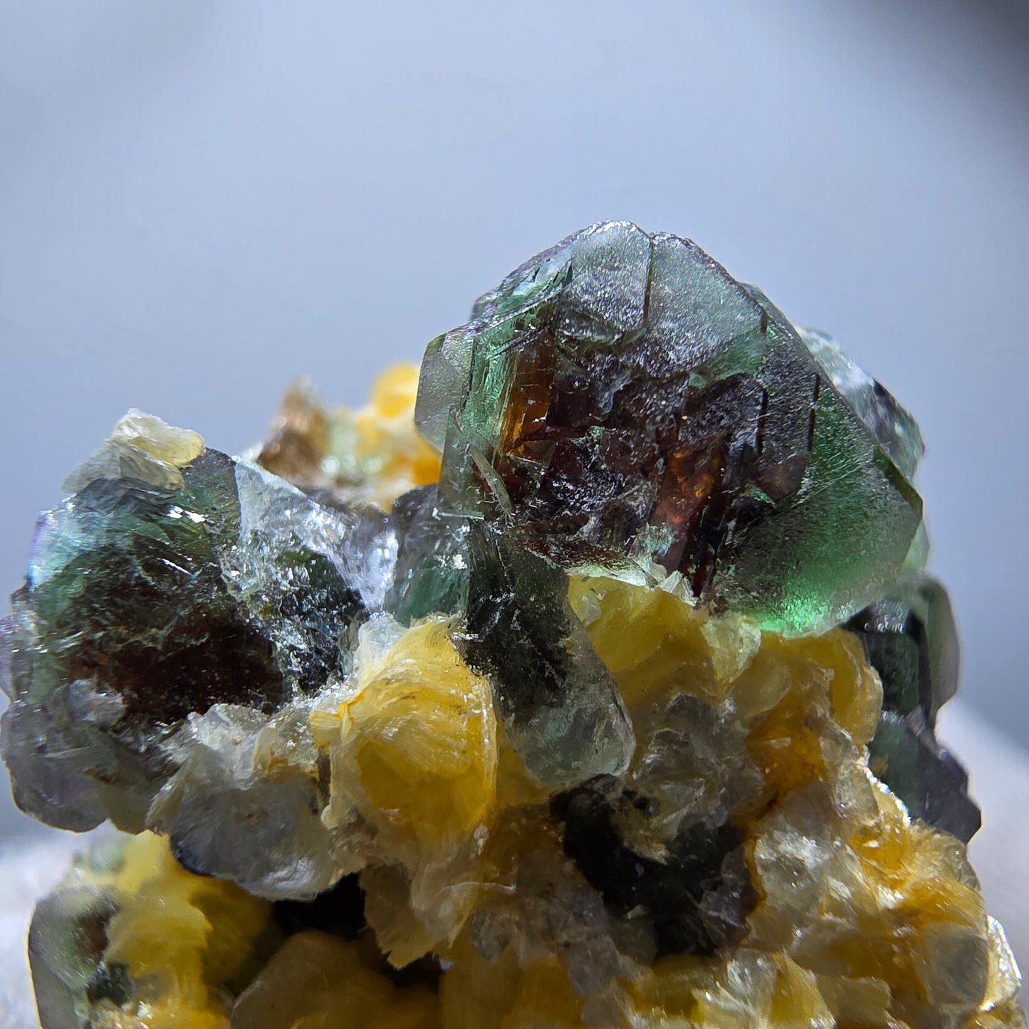 Phantom Fluorite Cube hexagonal, Muscovite specimen Erongo, Namibia 47*37*27mm 