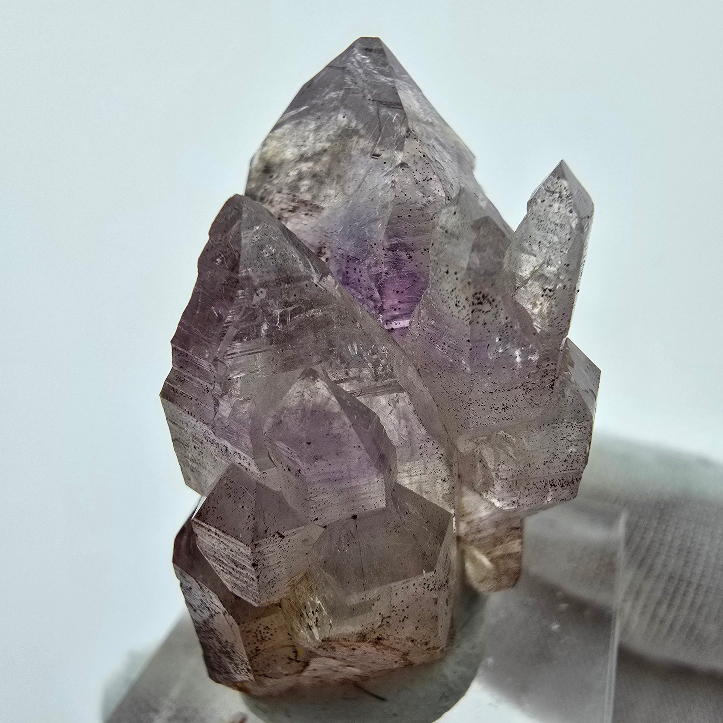 Amas de sceptres d'améthyste fantôme transparent violet brun Goboboseb, Namibie 36*27*20mm 