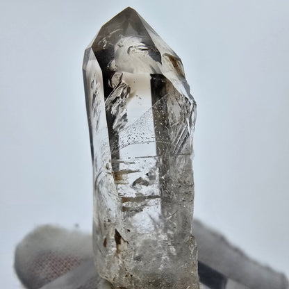 Enhydro Phantom Smoky Quartz Sceptre Tip 1x Bubble Goboboseb, Namibie 42*15*11mm 