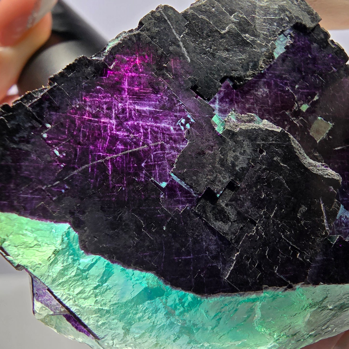 Spécimen de cube de fluorite fantôme vert violet zonal 11:11 Angel Pocket, Namibie 56*48*19mm 